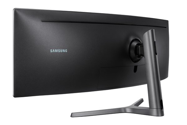 Samsung 48.8" CRG9-5K, 5120x1440px, VA -kaareva pelin&auml;ytt&ouml;