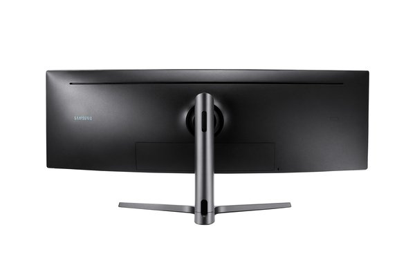 Samsung 48.8" CRG9-5K, 5120x1440px, VA -kaareva pelin&auml;ytt&ouml;