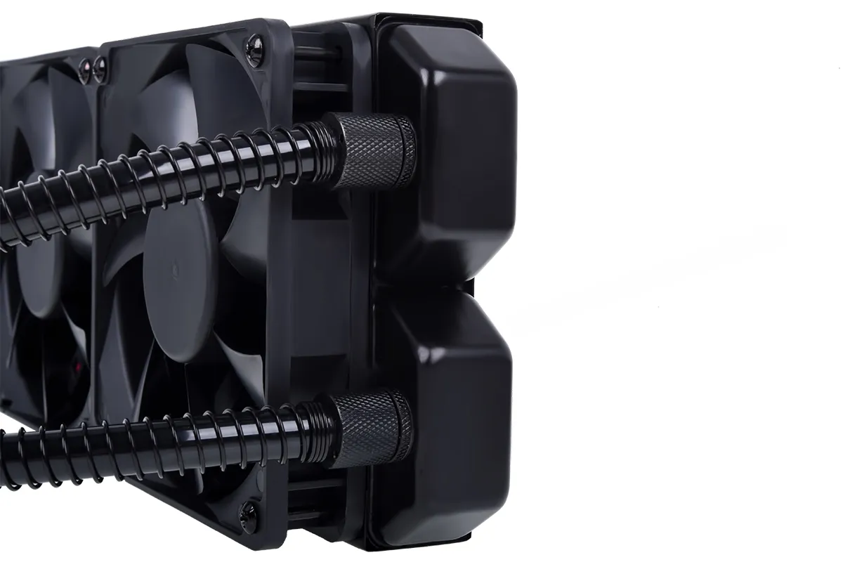 Alphacool Eisbaer 360 CPU Liquid Cooler, 3 x 120 mm, Black