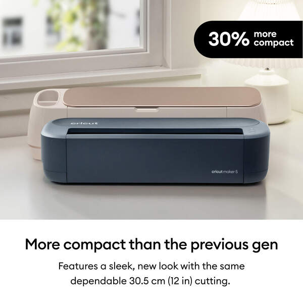 CRICUT Maker 5 Essential Bundle