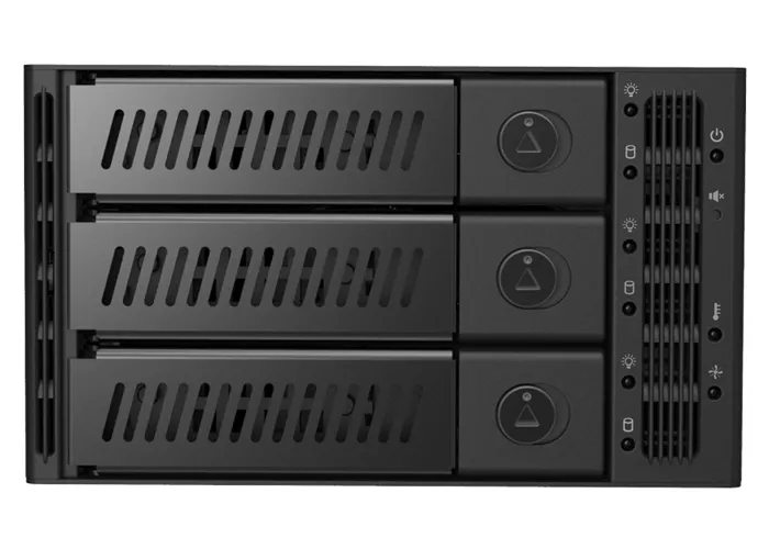 CHIEFTEC 2x5.25 bays for 3 SAS/SATA HDDs