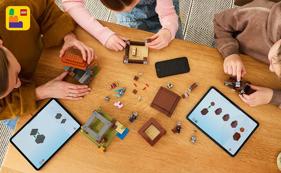 LEGO Minecraft Ravager F&ouml;rsvarsutpost och Purifier Savannmonster 21278