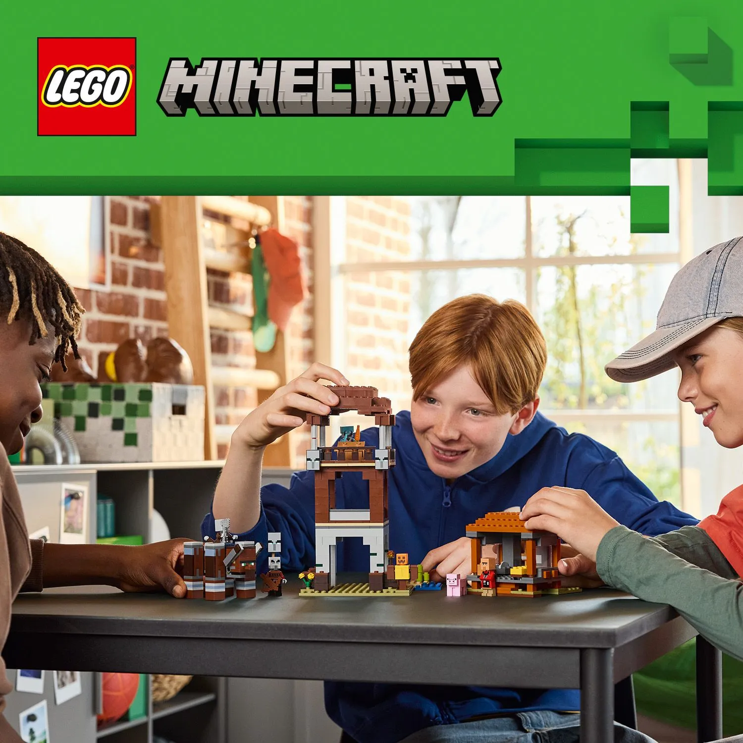 LEGO Minecraft Ravager F&ouml;rsvarsutpost och Purifier Savannmonster 21278