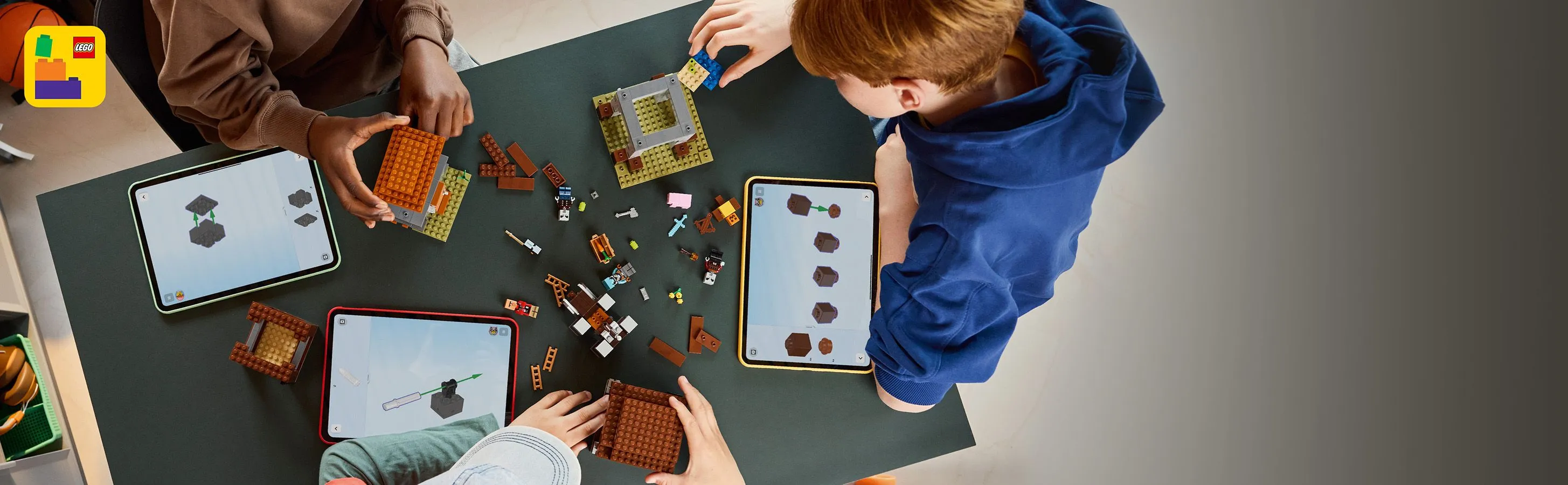 LEGO Minecraft Ravager F&ouml;rsvarsutpost och Purifier Savannmonster 21278