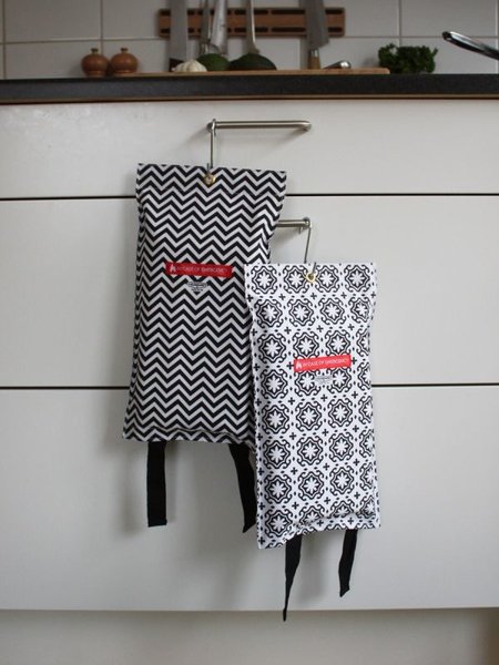 Housegard Cover for Fire Blanket Zigzag