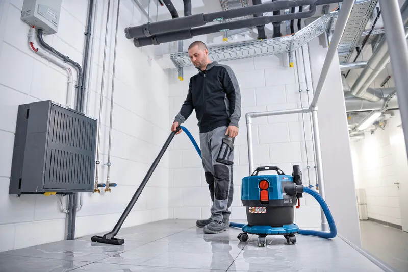 Bosch GAS 18V-12 MC Solo -akkukuiva-/m&auml;rk&auml;imuri