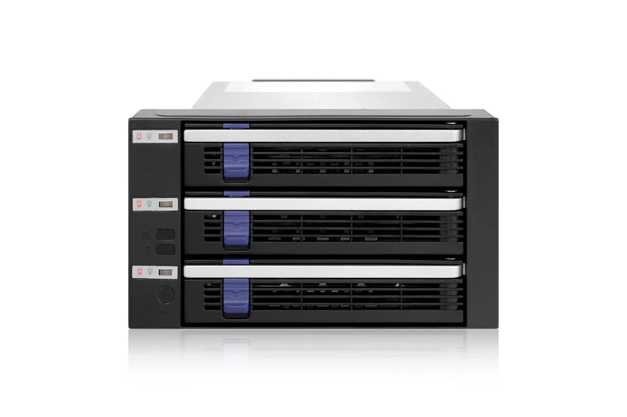 ICY DOCK 3x 2.5"/3.5" SATA in 2x 5.25" bay backplane cage 80mm fan met