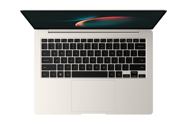 Samsung Galaxy Book3 Pro. 14" 2880x1800pxl. Intel Core i7-1360P, 16GB Ram, 512GB SSD, Windows 11 Home - notebook, beige