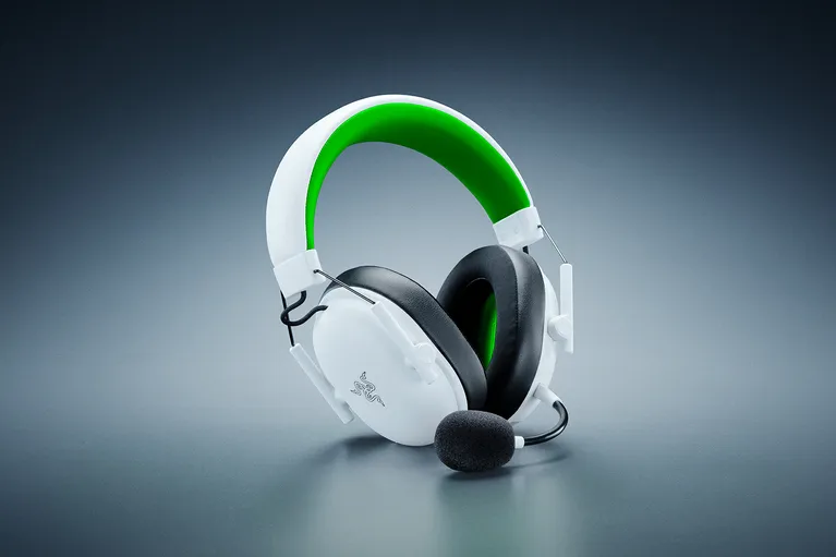 Razer BlackShark V3 X Hyperspeed for Xbox Wireless Gaming Headset, White