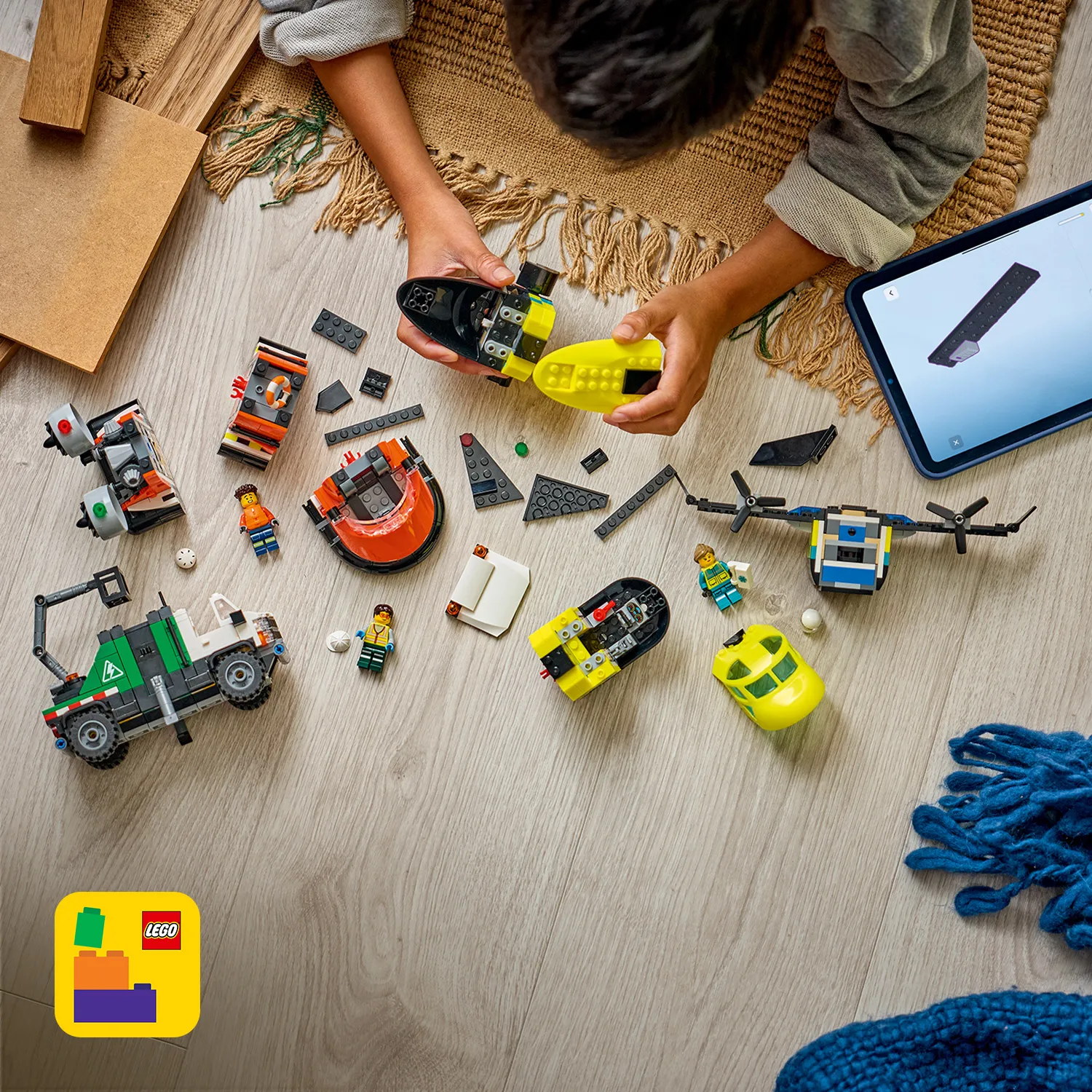 LEGO City Airplane, Maintenance Truck and Hovercraft 60505