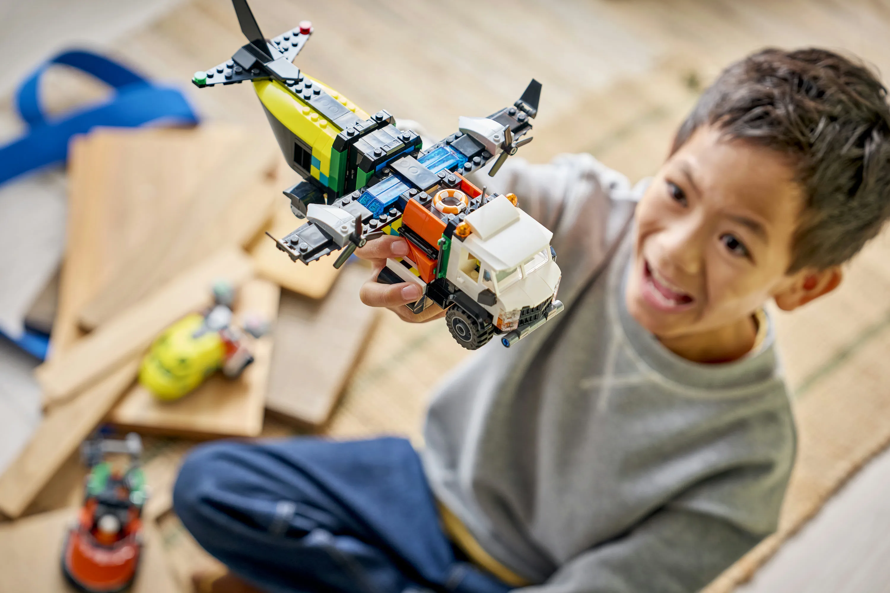 LEGO City Airplane, Maintenance Truck and Hovercraft 60505