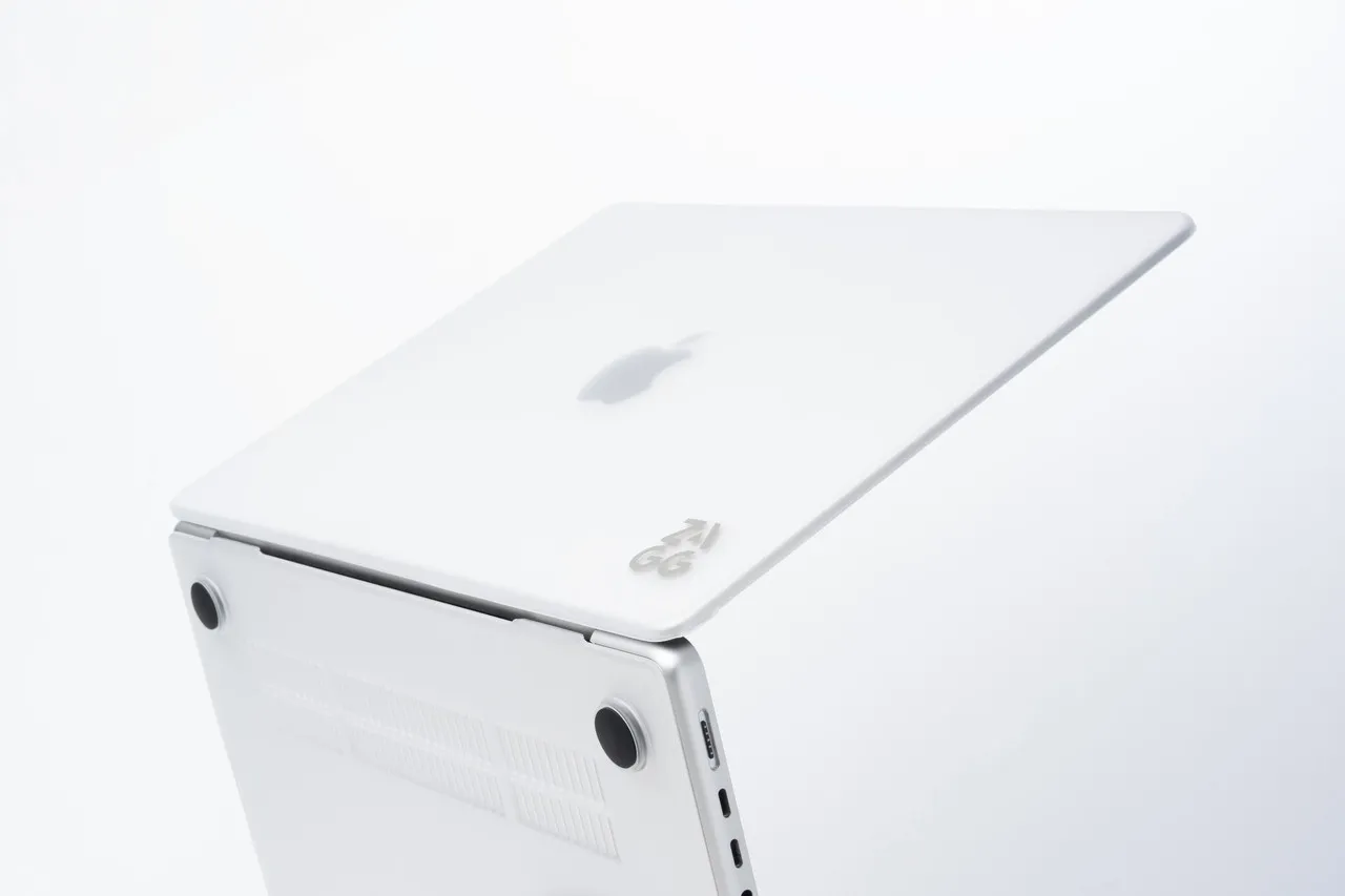 Zagg Hardshell MacBook Air 13&quot; M3/M2 Clear - laptop case