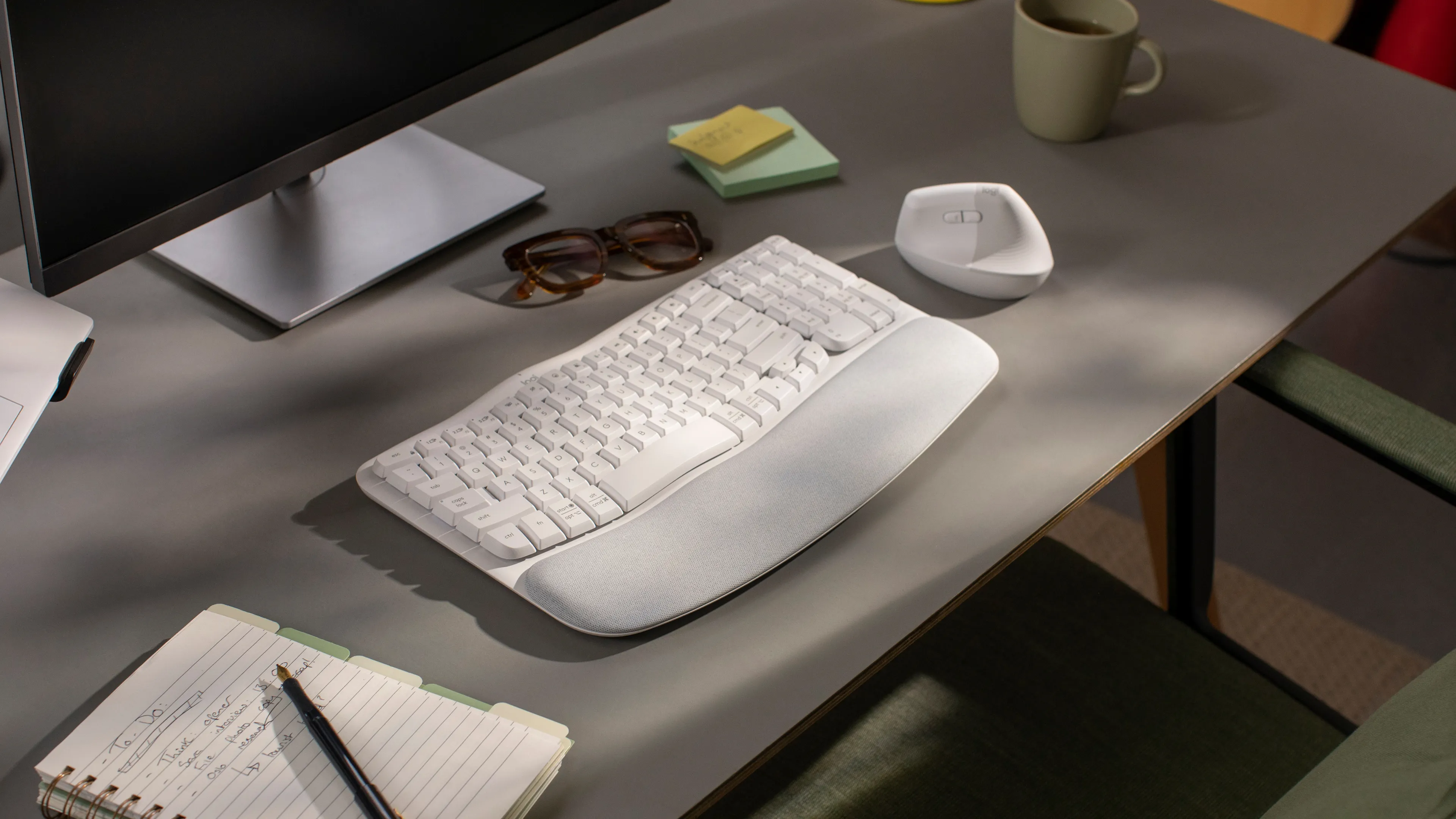 Logitech Wave Keys tr&aring;dl&ouml;st ergonomiskt tangentbord, vit