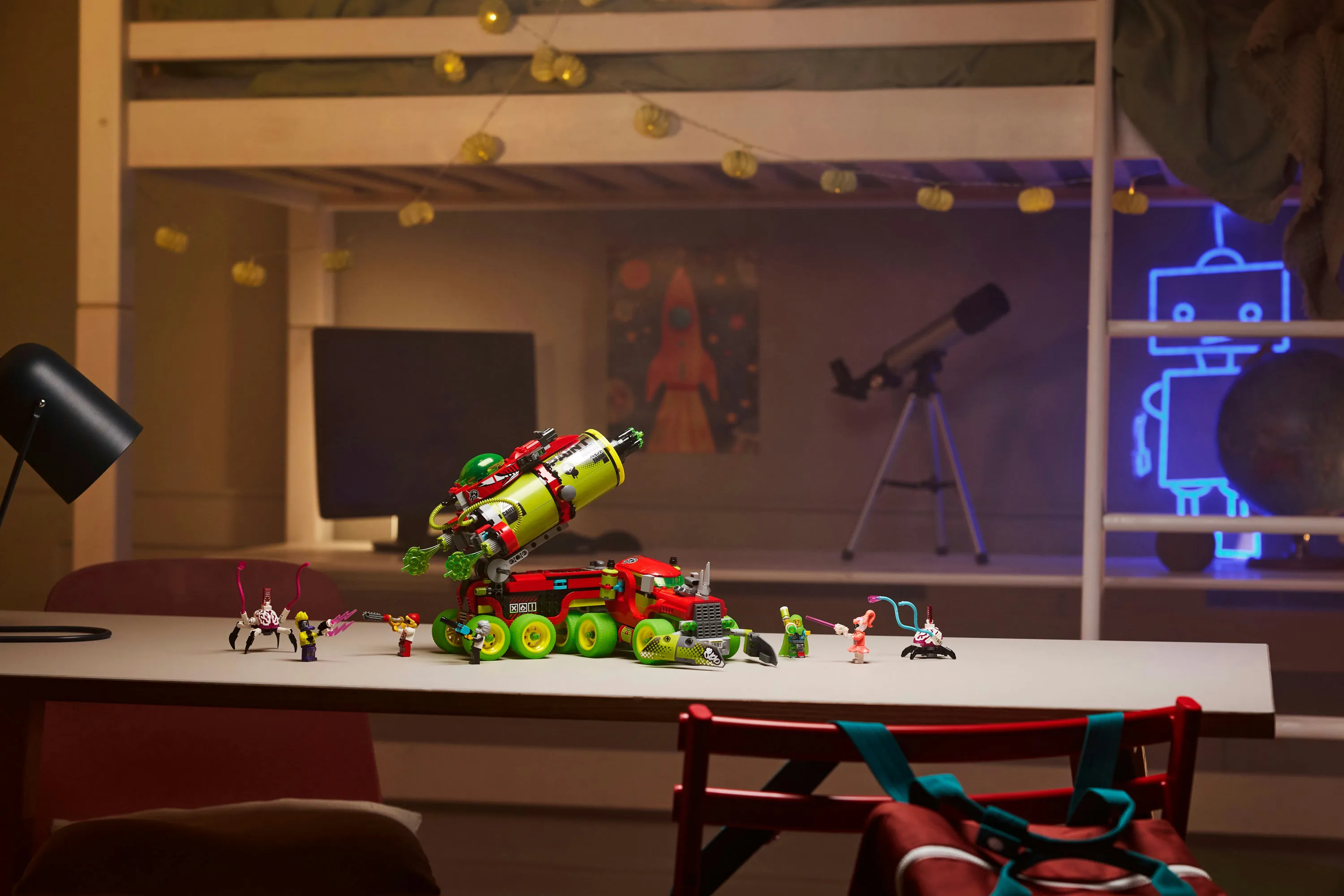 LEGO DREAMZzz Mateon spray paint car 71499