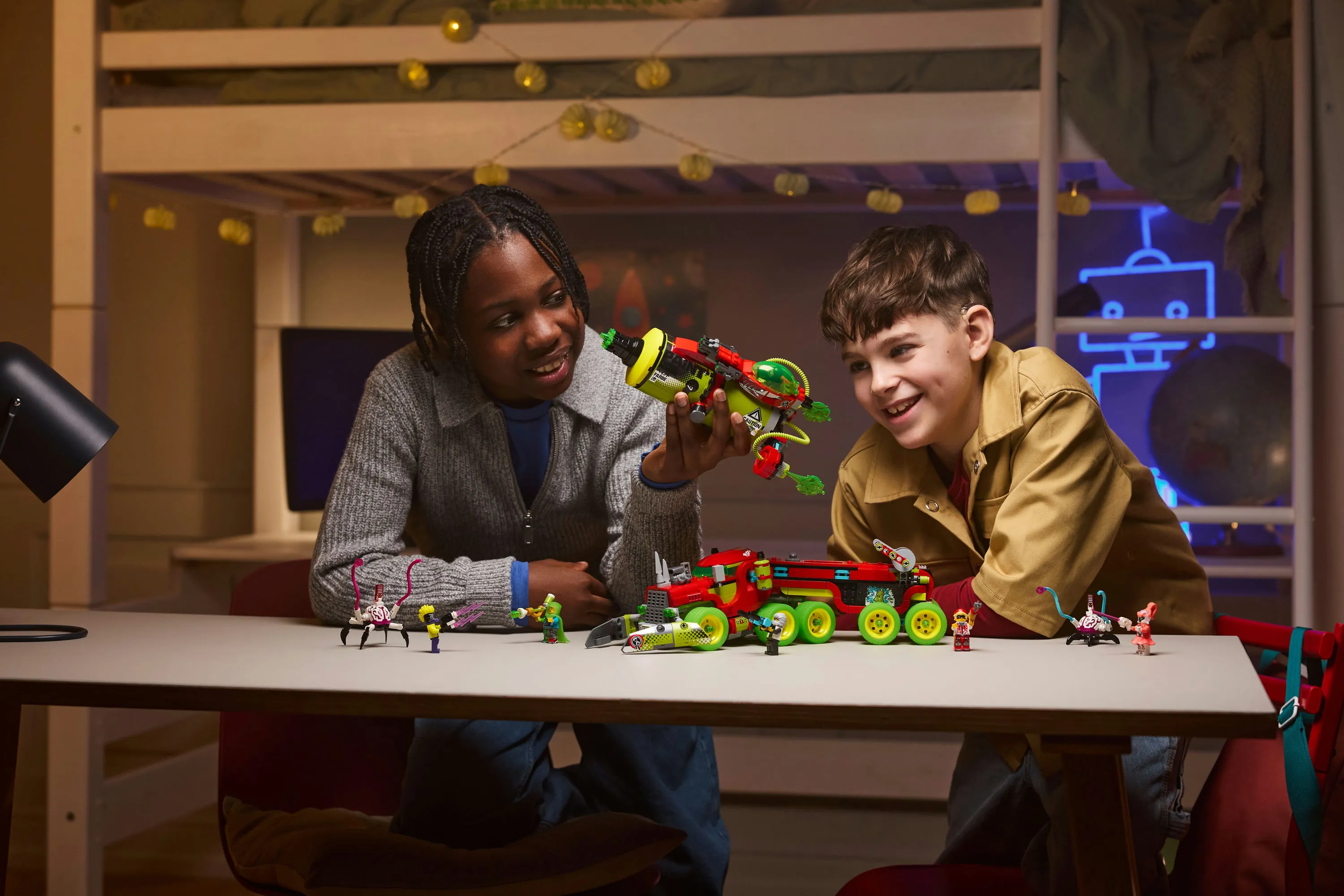 LEGO DREAMZzz Mateon spray paint car 71499