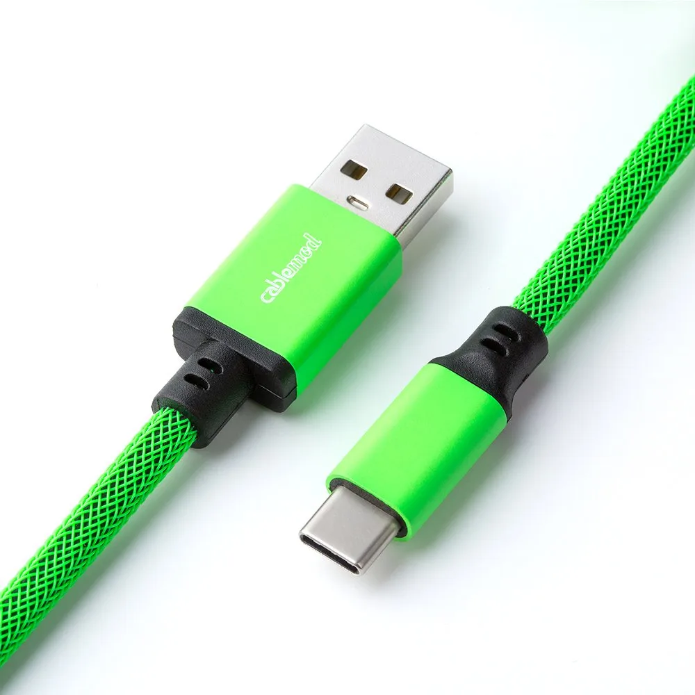 CableMod Pro Coiled Keyboard Cable, USB A -&gt; USB Type C, 150cm, Viper Green