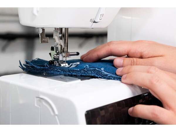 Brother HF53ZW1 Strong &amp; Tough Mechanical Sewing Machine