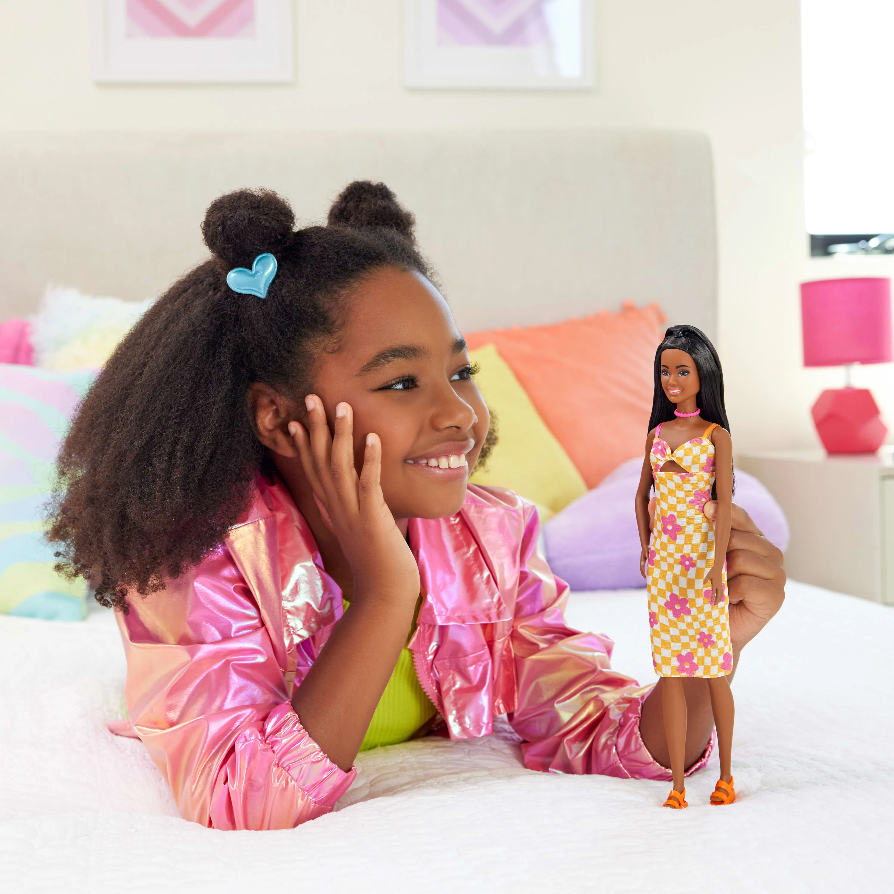 Barbie Barbie Fashionista doll in pink and orange checked dress