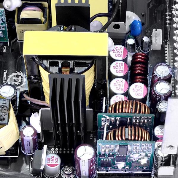 THERMALTAKE Toughpower Grand 850W Platin Digital 80Plus Platinum ATX power supply modular cable management DPS G App Software