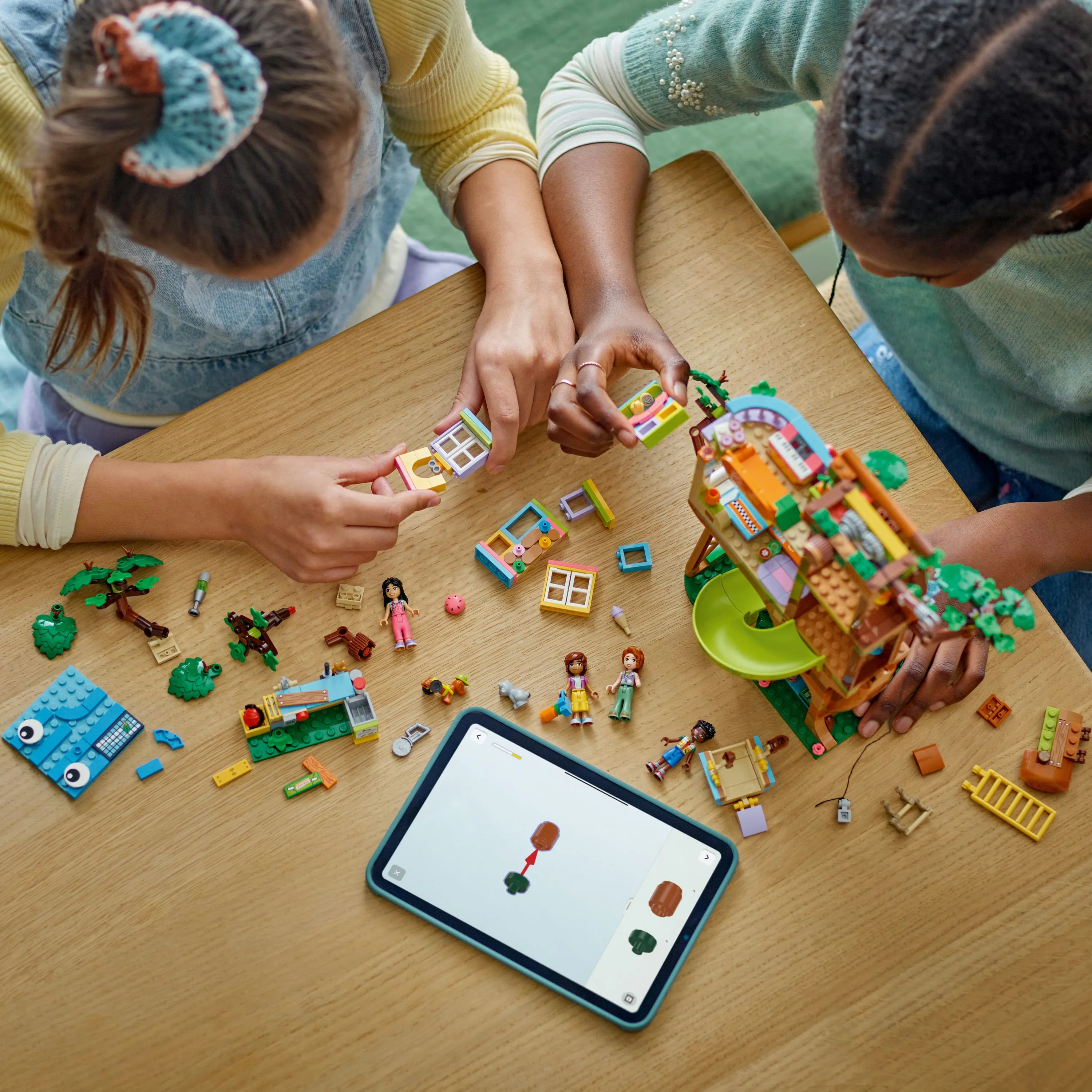 LEGO Friends Tr&auml;dhus Lekset 42652