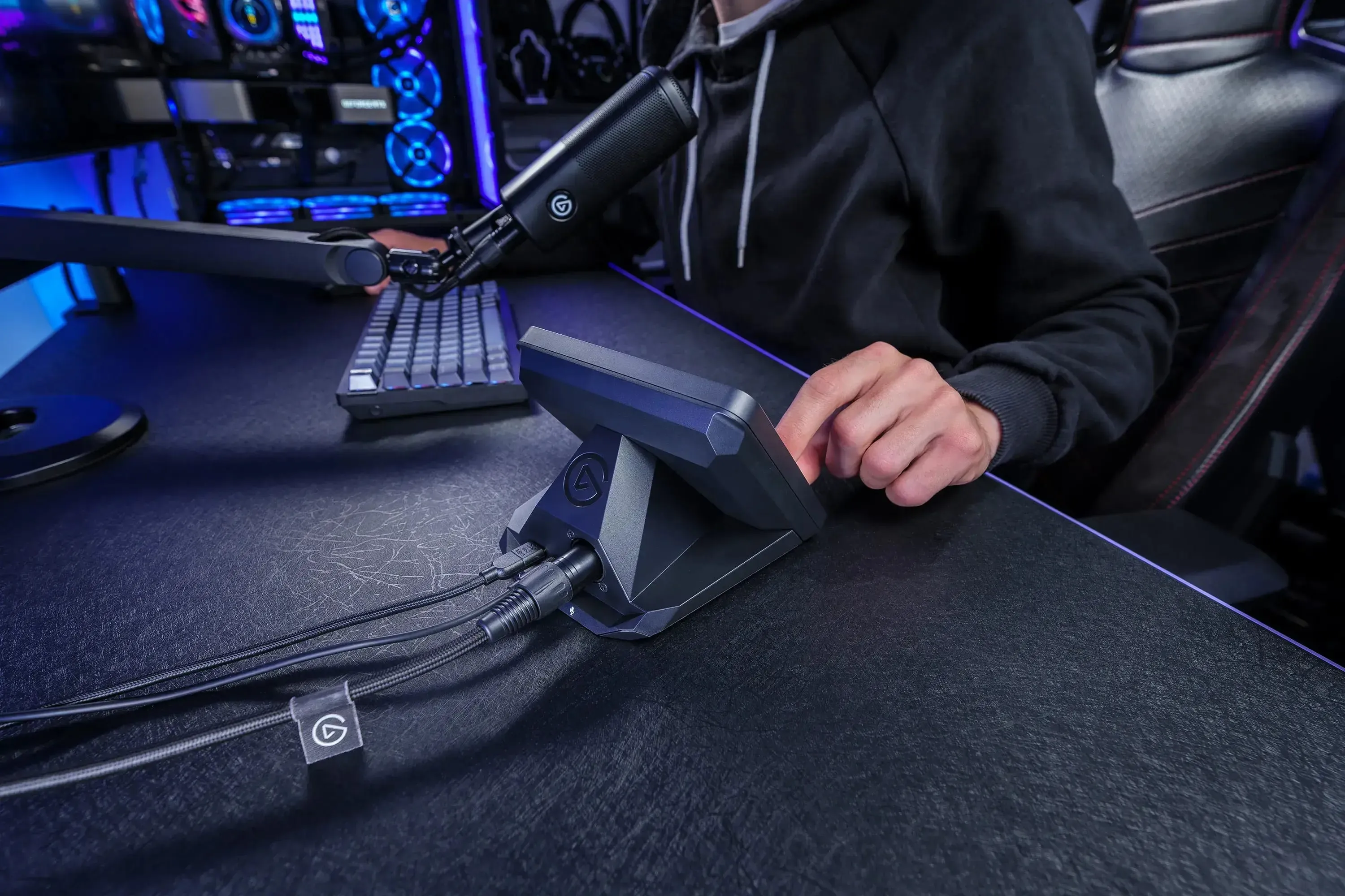 Elgato XLR Dock for Stream Deck+ Microphone Adaptor, Black