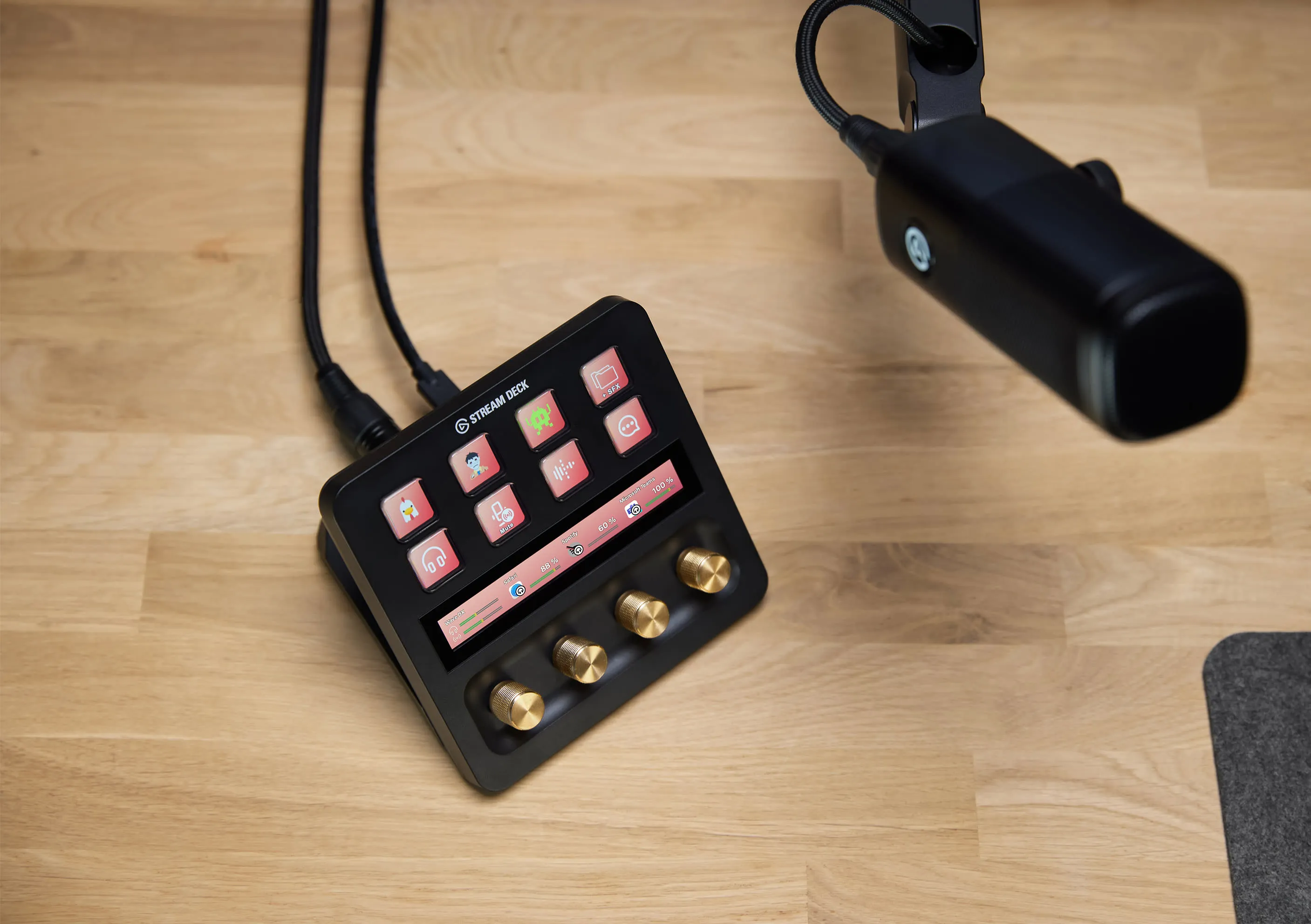 Elgato XLR Dock for Stream Deck+ Microphone Adaptor, Black