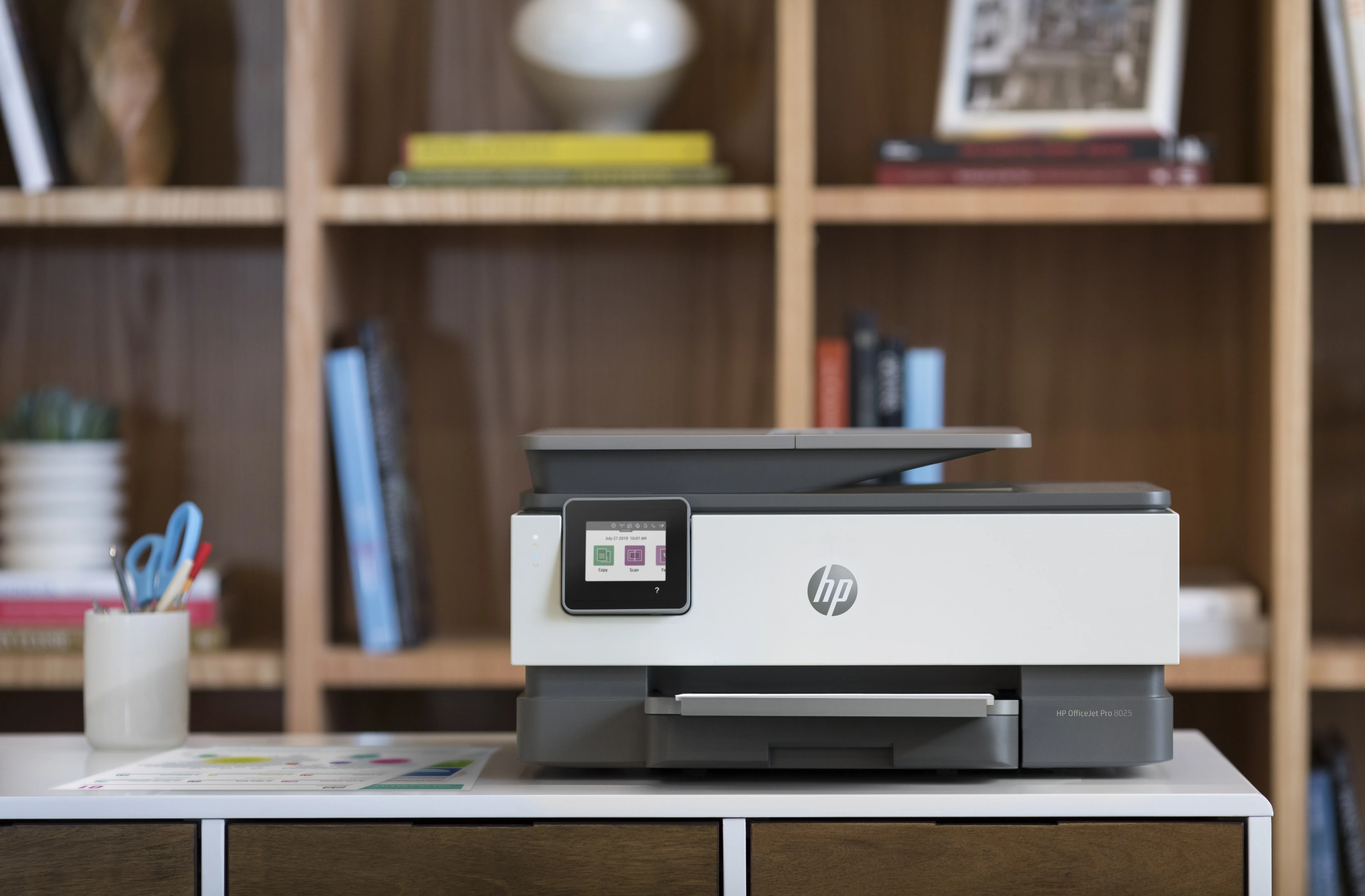 HP Officejet Pro 8022 All-in-One - Monitoimitulostin - v&auml;ri - mustesuihku - 216 x 297 mm (alkuper&auml;inen) - A4/Legal (media) - jopa 29 sivua/min (kopiointi) - jop