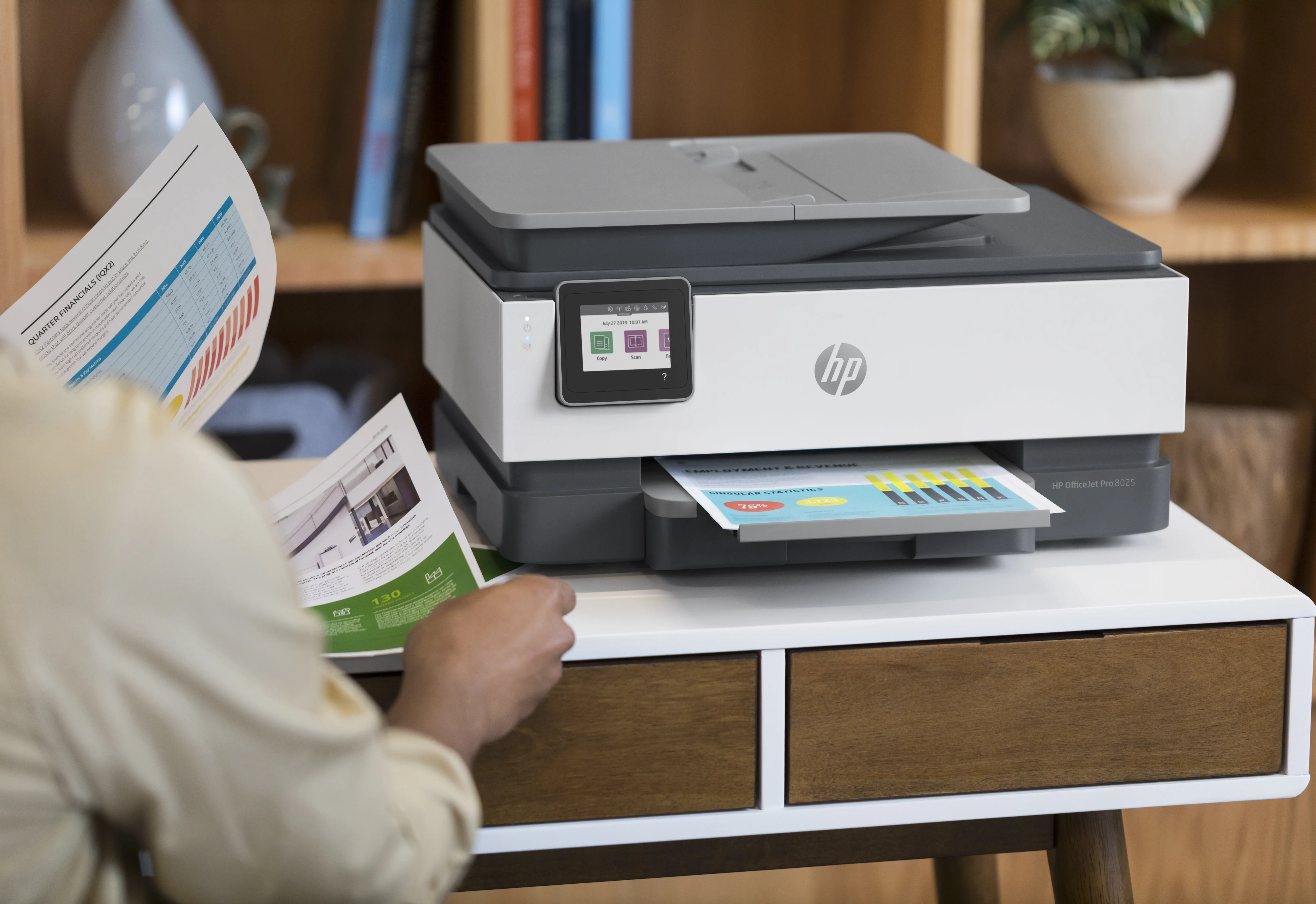 HP Officejet Pro 8022 All-in-One - Monitoimitulostin - v&auml;ri - mustesuihku - 216 x 297 mm (alkuper&auml;inen) - A4/Legal (media) - jopa 29 sivua/min (kopiointi) - jop