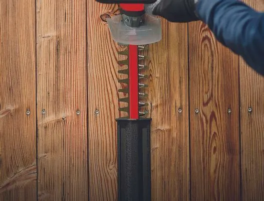 EINHELL GC-CH  ／40 Li Solo 18 V akkuk&auml;ytt&ouml;inen pensasleikkuri, musta/punainen, ilman akkua