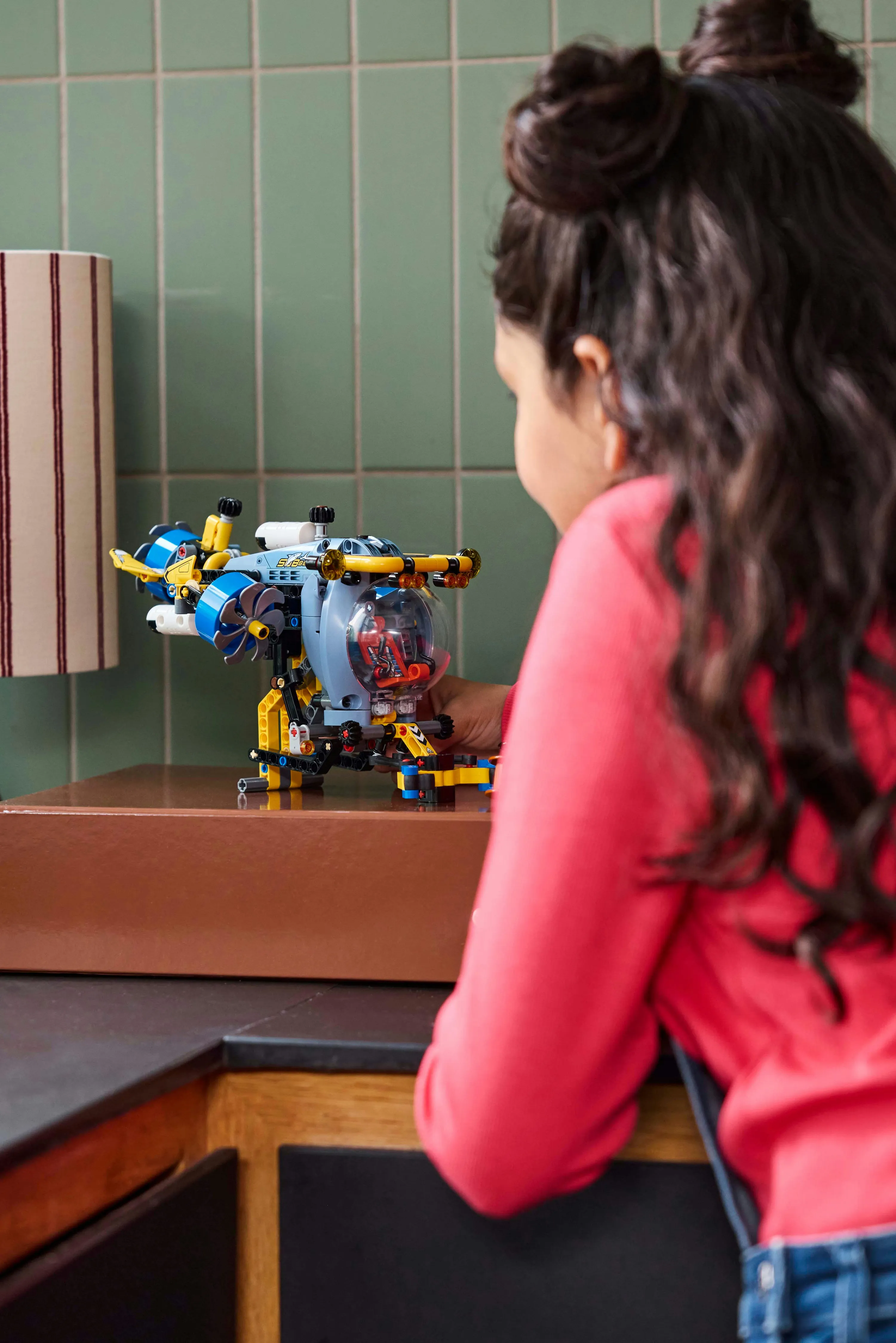 LEGO Technic Djuphavsforskningsub


t 42201