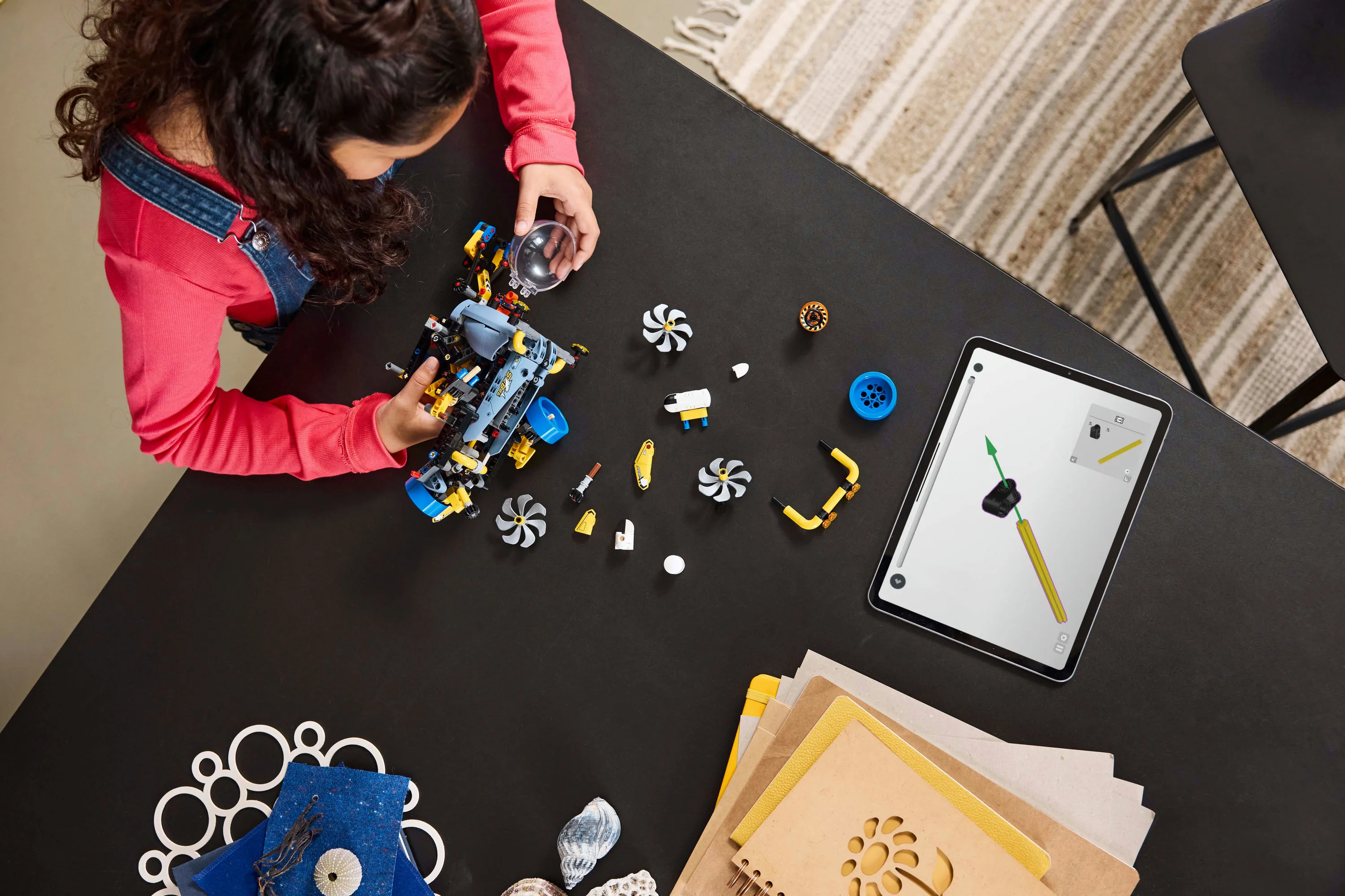 LEGO Technic Djuphavsforskningsub


t 42201