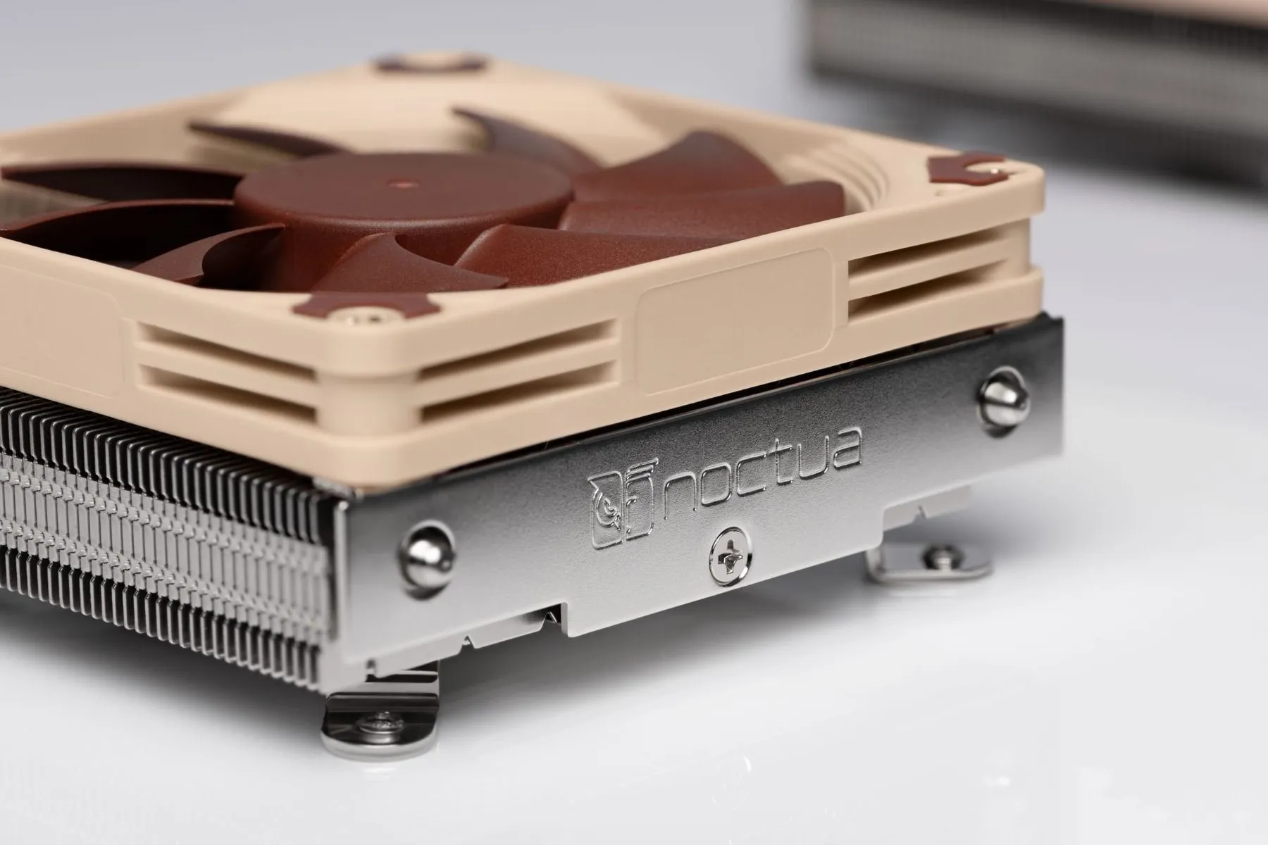 Noctua NH-L9i-17xx Low profile - CPU cooler