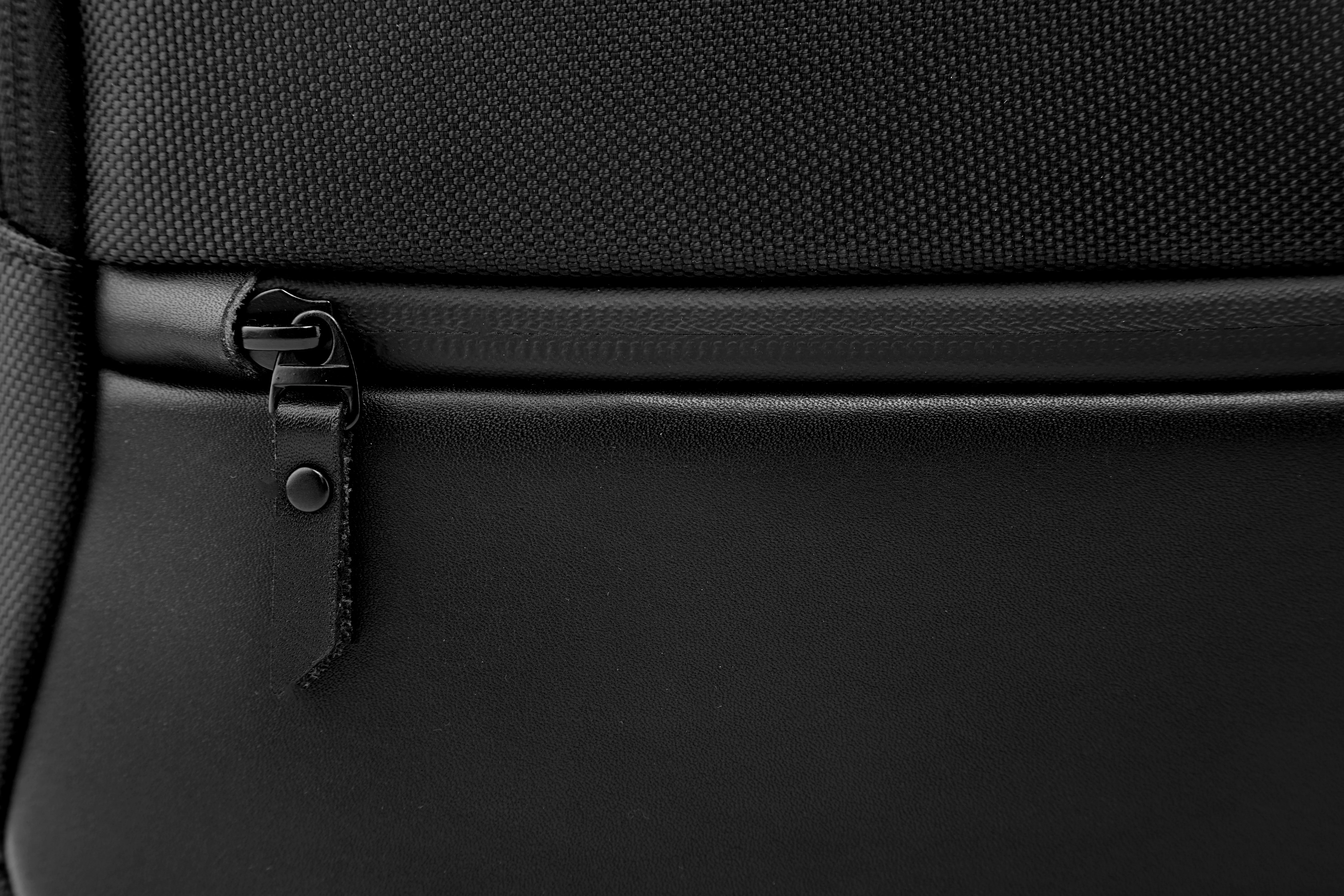 Premier Briefcase 15 PE1520C