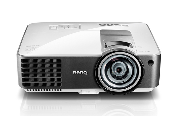 BENQ MW820ST DLP projector 3.000 ANSILumen WXGA 1.280x800 13.000:1 short throw analog+digital RJ45 LAN 1xHDMI D-SUB VGA 32dB 1x10W