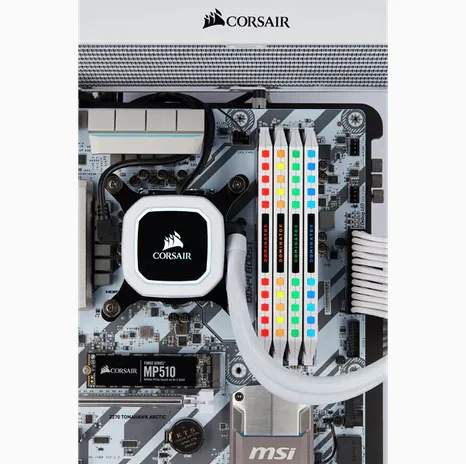 Corsair Dominator Platinum RGB 16GB (2 x 8GB) DDR4 3200MHz, CL16 - memory, White