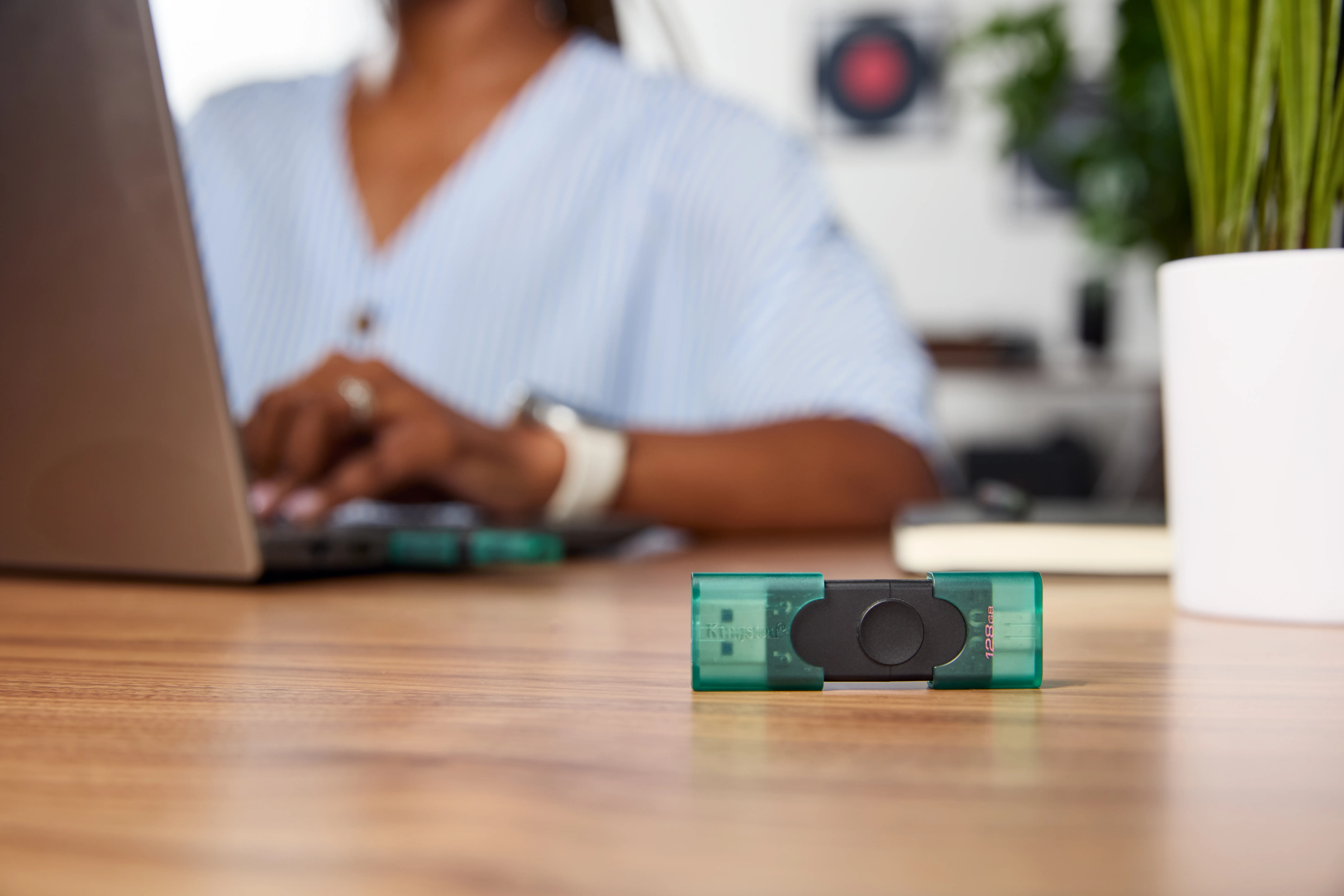 Kingston DataTraveler 128GB USB-A + USB-C 3.2 - minne, Svart, Grön