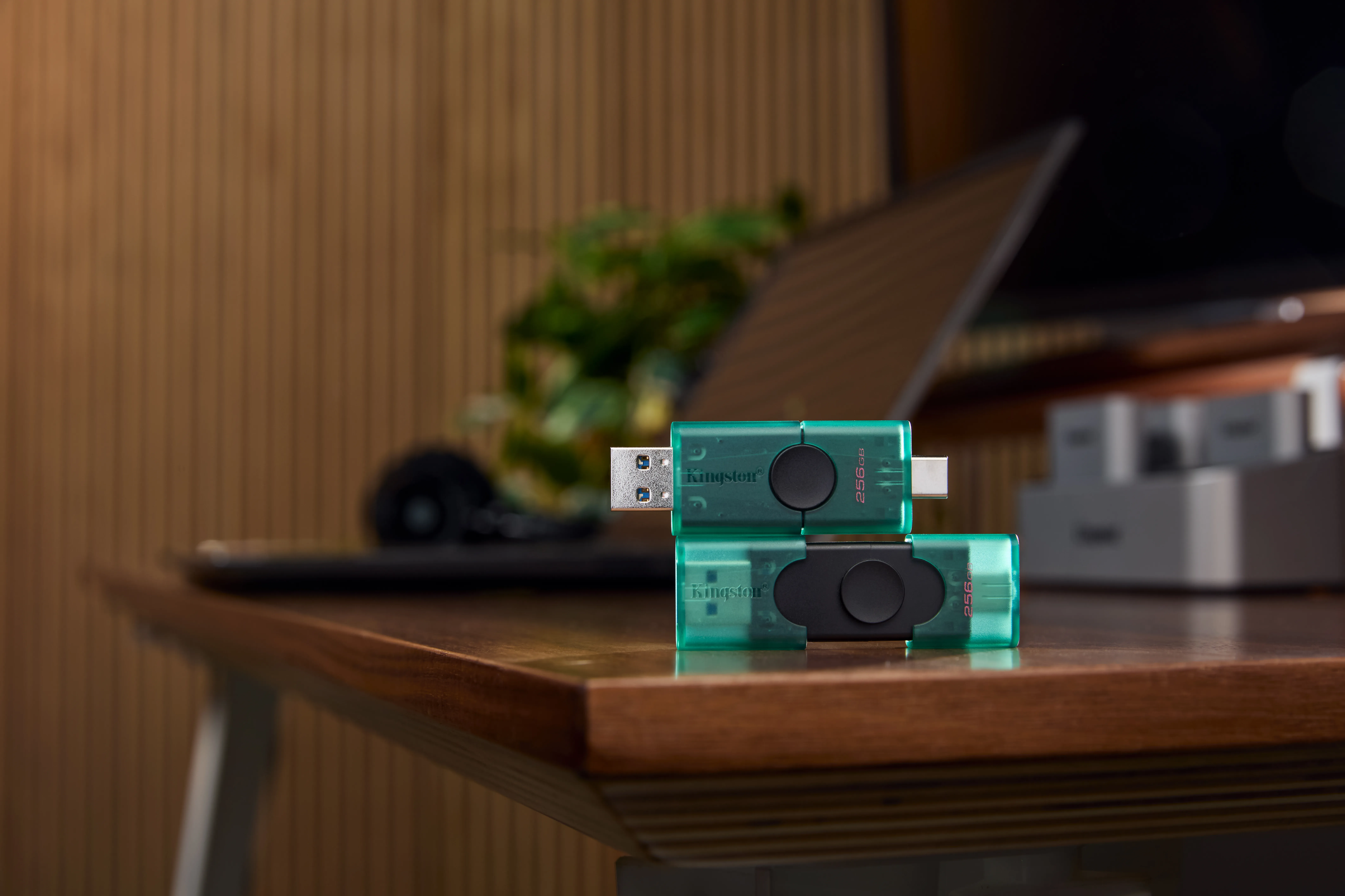 Kingston DataTraveler 128GB USB-A + USB-C 3.2 - minne, Svart, Gr&ouml;n