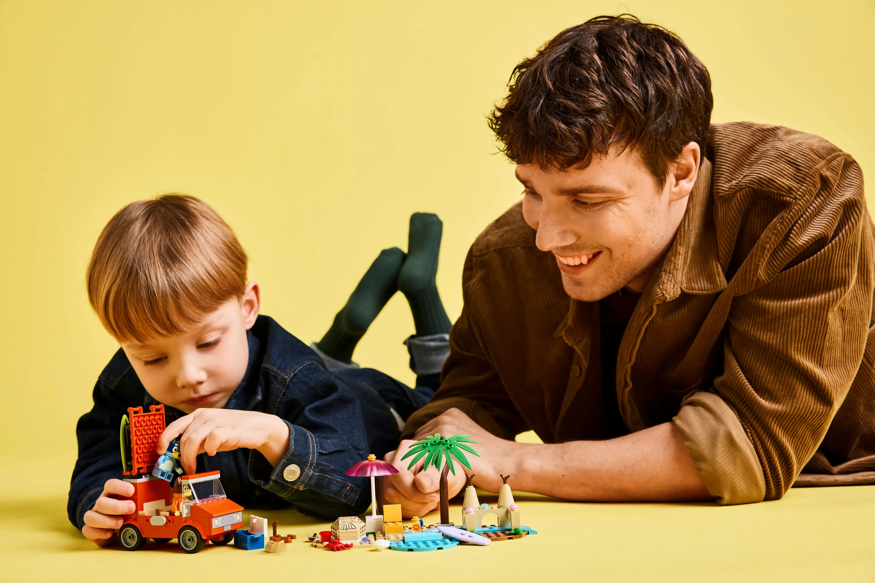 LEGO Bluey Rantaperheen automatka 11202 LEGO Bluey Rantaperheen automatka 11202