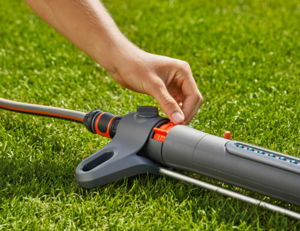 Gardena AquaZoom M - square sprinkler
