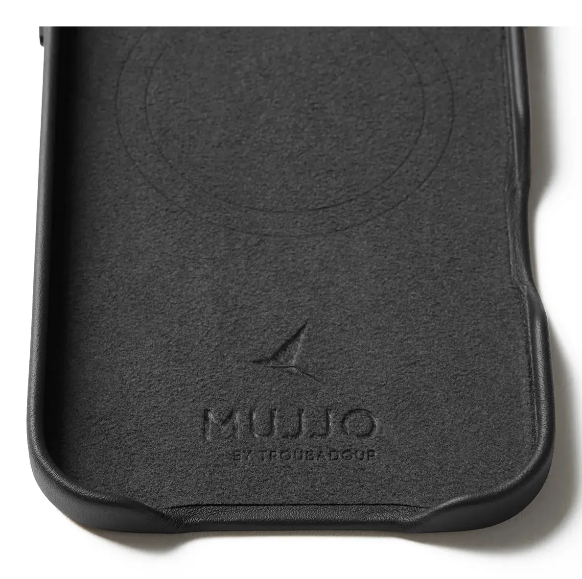 Mujjo Full Leather MagSafe, iPhone Air -suojakuori, musta
