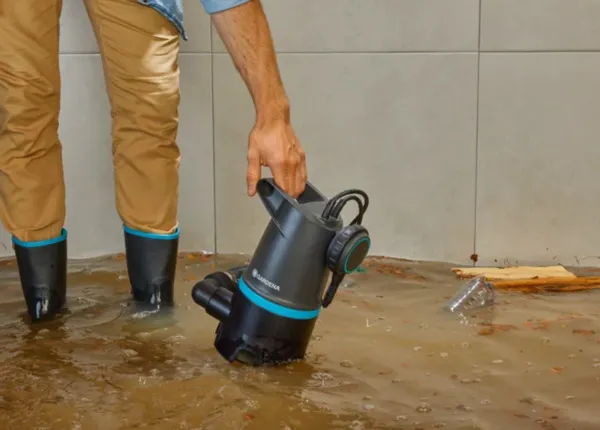 Gardena 20000 Basic - submersible pump for dirty water