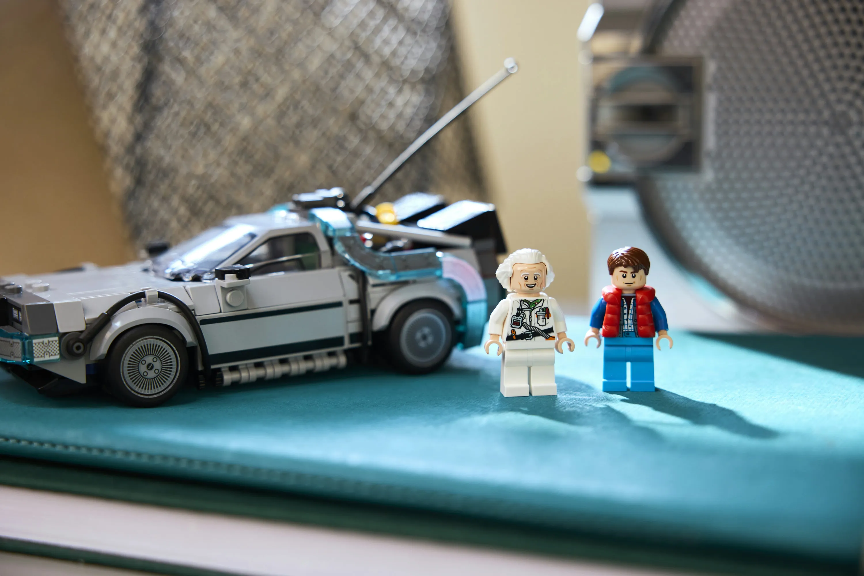 LEGO Speed Champions Time Machine from Back to the Future 77256