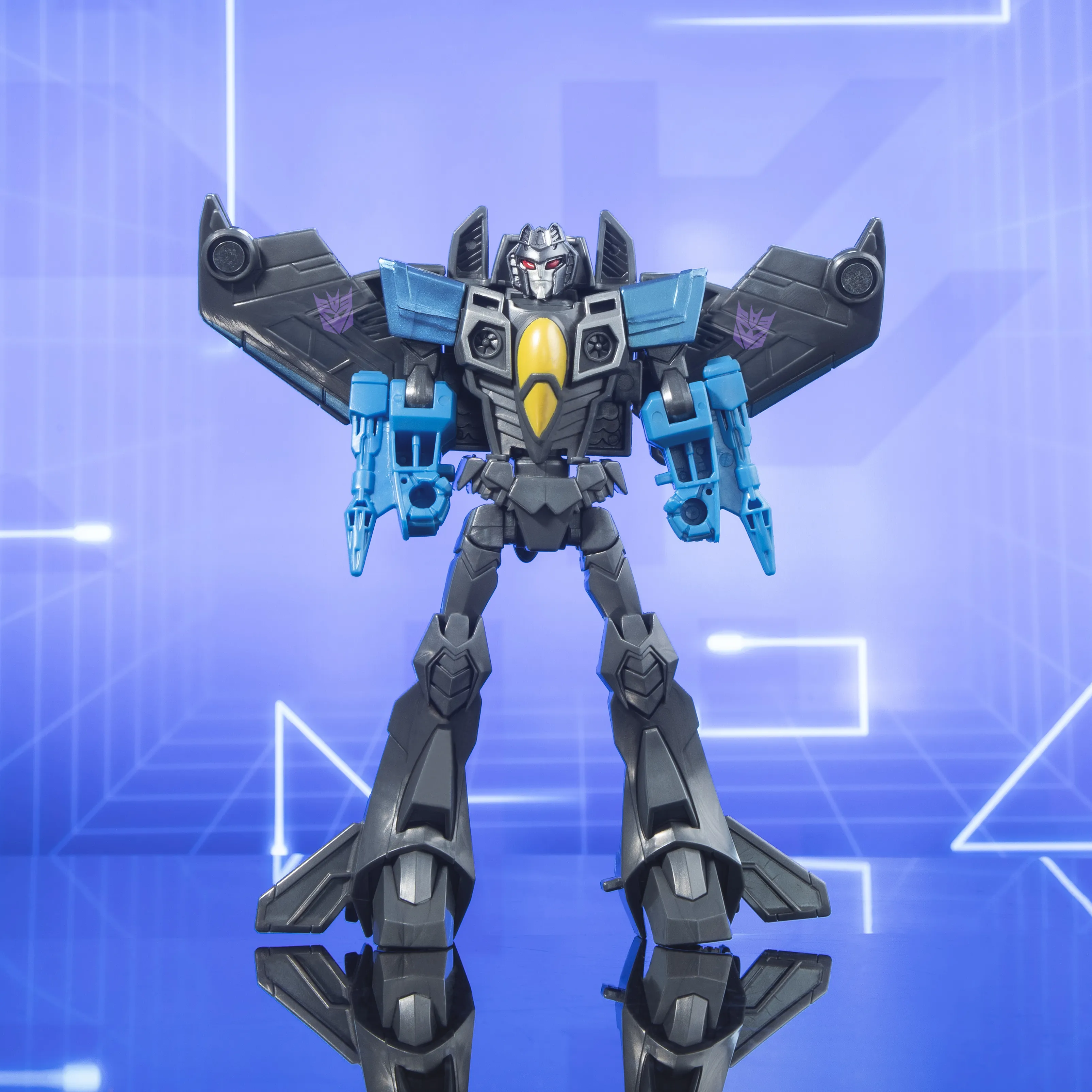 Hasbro Transformers Earthspark Warrior Skywarp