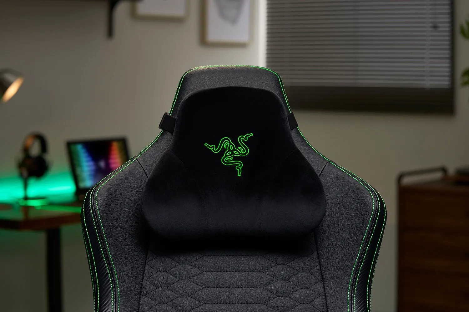 Razer Seat Cushion Black -p&auml;&auml;tyyny, musta