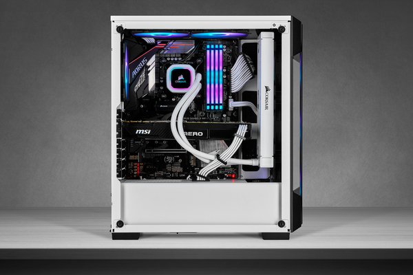 CORSAIR iCUE 220T RGB Tempered Glass Mid-Tower Smart Case White